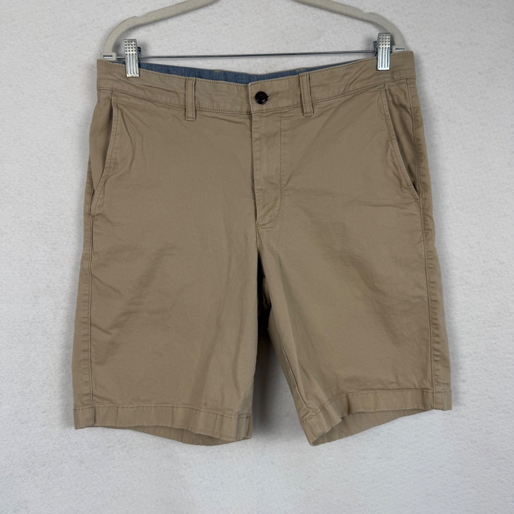 LL Bean Mens 33 Khaki Chino Shorts Standard Fit Tan Stretch Casual Outdoor - Picture 2 of 10